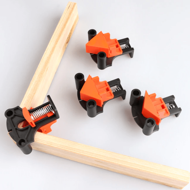 Pinces d'angles en bois pour un assemblage précis et solide
